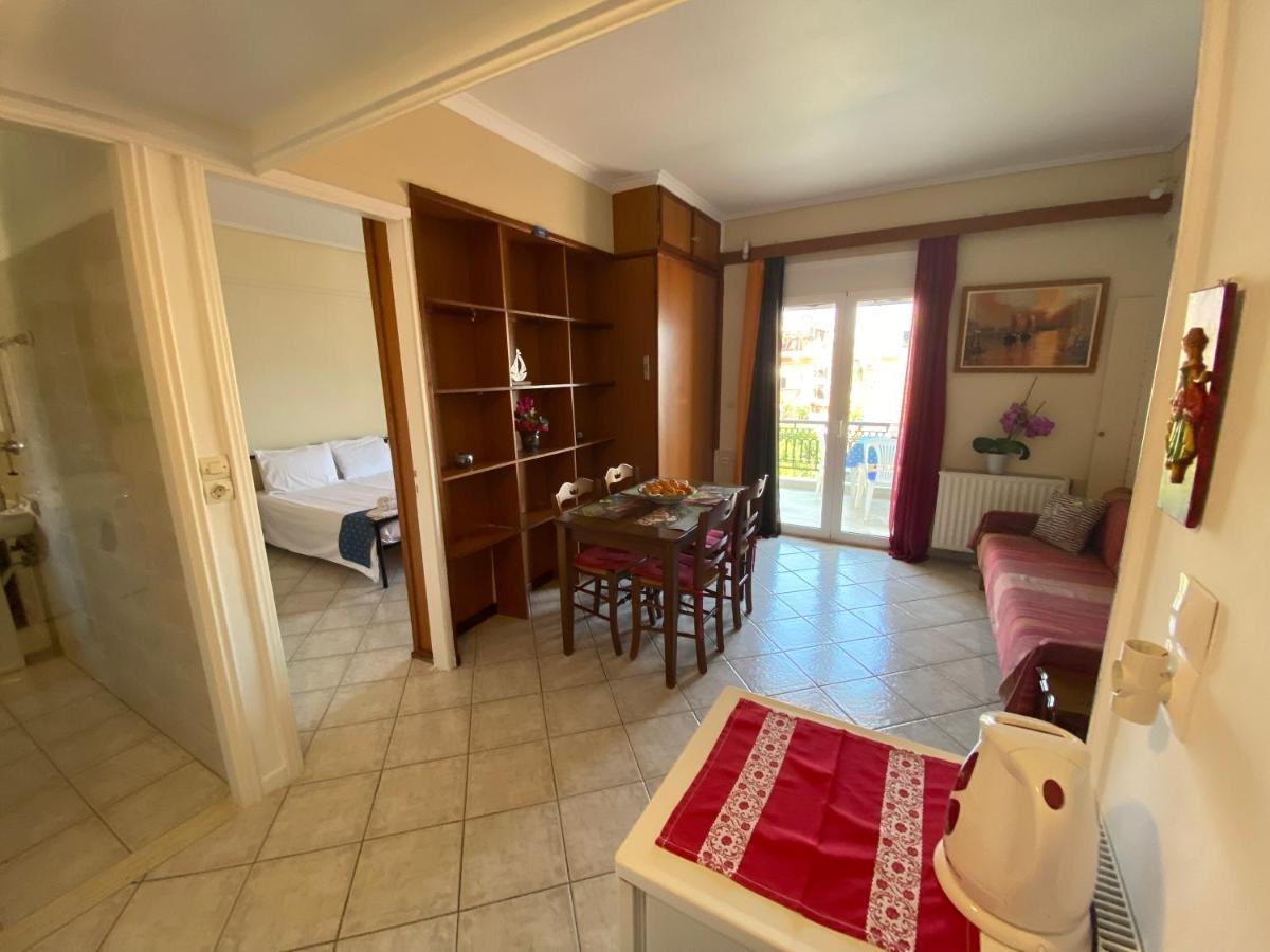 Mariangela Apartments Ликсури Екстериор снимка