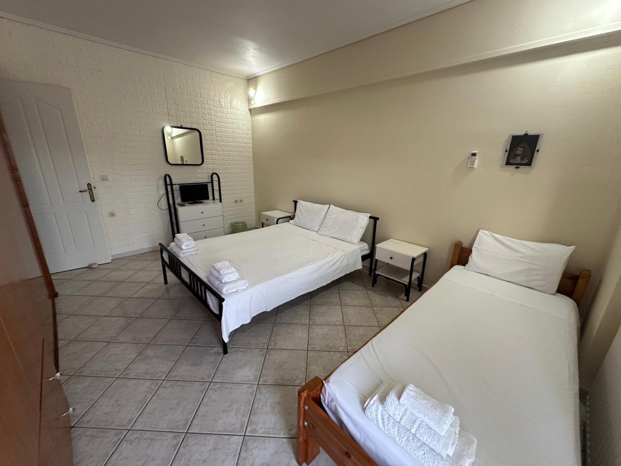 Mariangela Apartments Ликсури Екстериор снимка