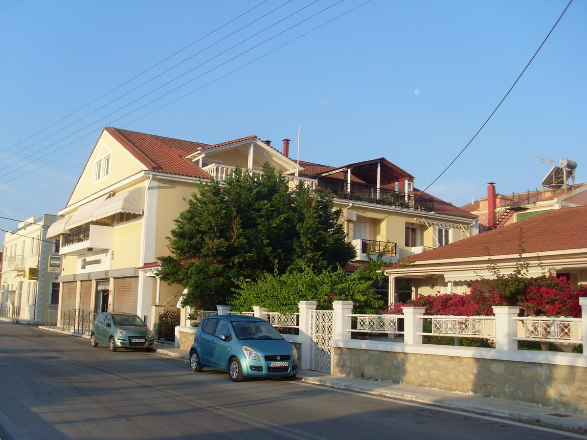 Mariangela Apartments Ликсури Екстериор снимка